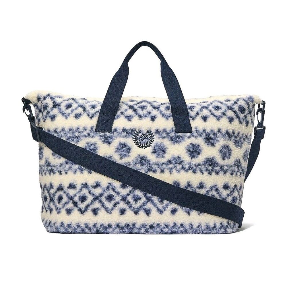 NEW PINK Victorias Secret Weekender Bag Blue White Cozy Plush Shoulder Strap Zip